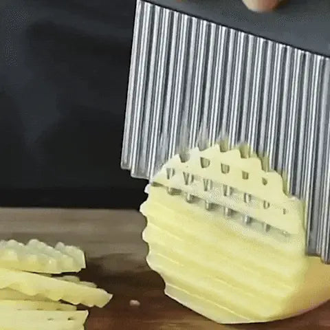 Coupe Légumes Ondulé | EasyCut™ EasyCut demonstration coupe pomme de terre - Cuisinezchezvous.com