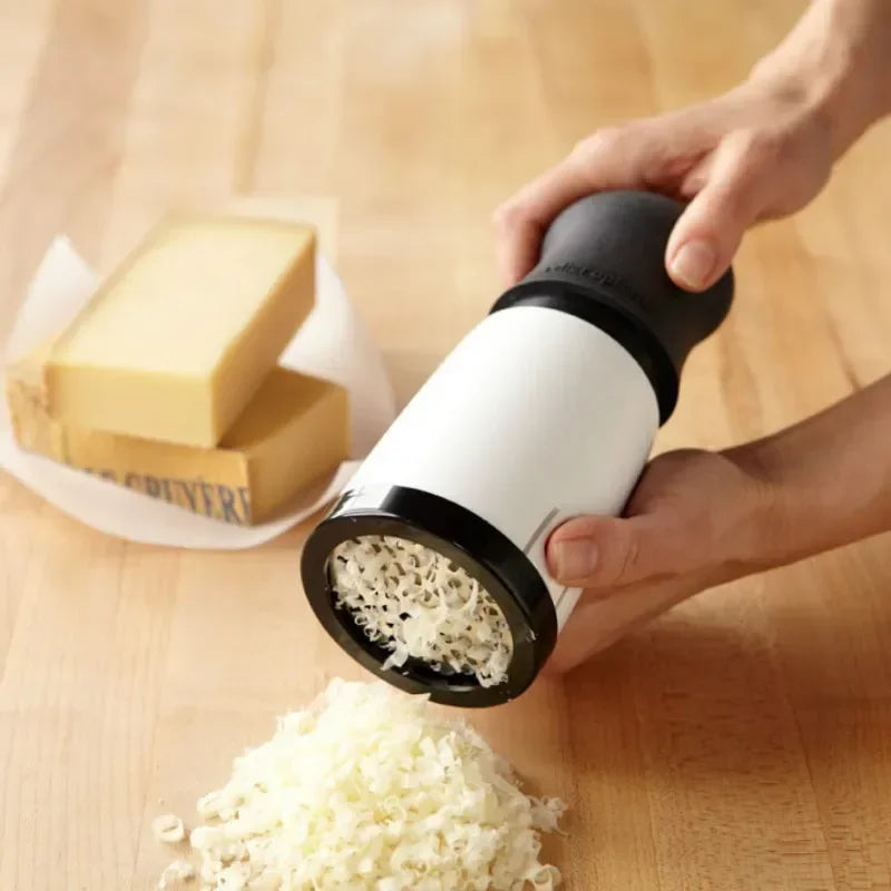 Râpe à fromage facile d'utilsation