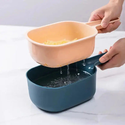 Mandoline avec un plat  égouttoir permet de rincer les légumes